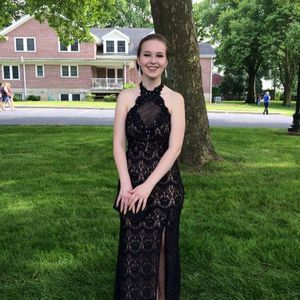 Meet your Posher, Reshonda